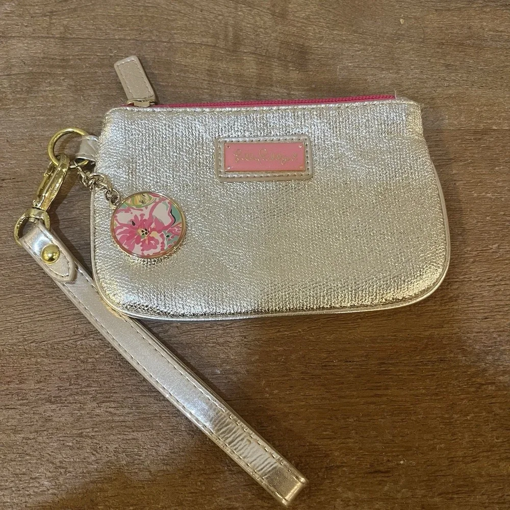 Lilly Pulitzer Gold Metallic Zip Coin Purse Wristlet Pink Lining Logo Charm